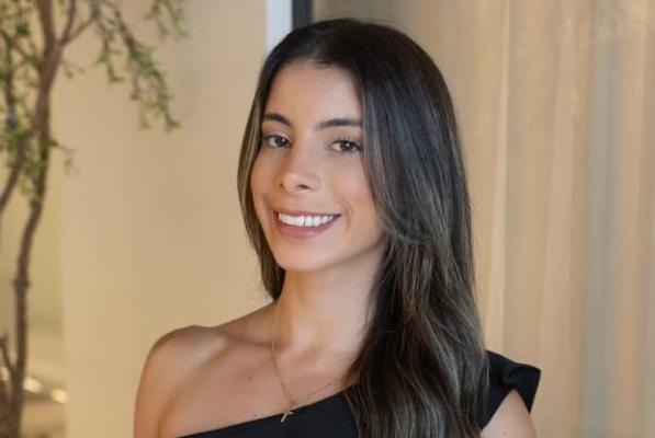 Conheça mais sobre o Dra. Bruna Freire